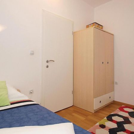 Awesome Apartment In Racisce With Wifi Esterno foto